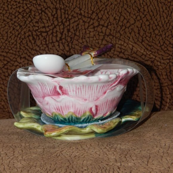 Corner Ruby Garden Collection Pink Peony Flower Tea Cup Leaf Saucer & Spoon NWT - Picture 2 of 9